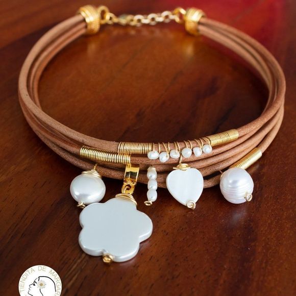 La Tiendita de Margarita Jewelry - Handmade colorful necklace gold plated heavy new choker pearl leather